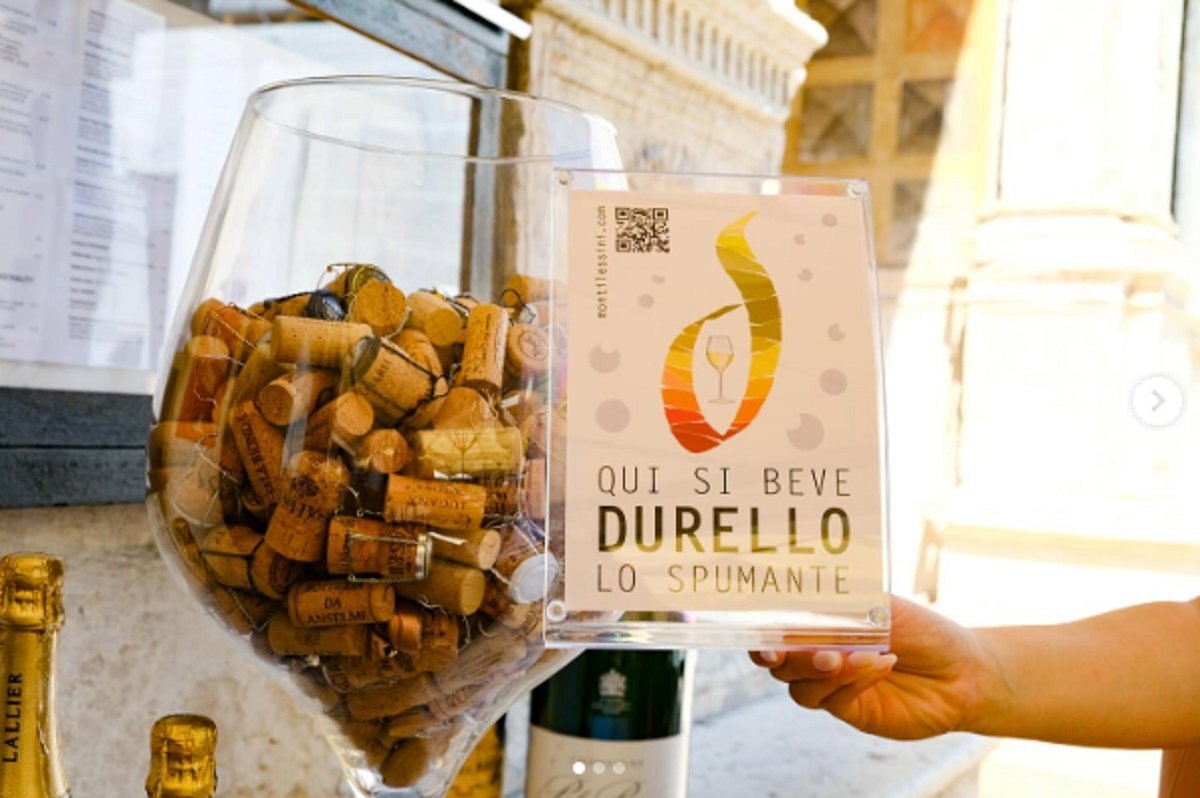 Il 14,15 16 giugno le bollicine del Lessini Durello saranno protagoniste in piazza dei Signori a Vicenza della seconda edizione di Pizza in Piazza, la kermesse dedicata alla pizza contemporanea.