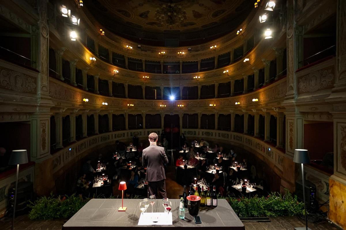 Dal 21 al 24 novembre Spoleto ospita la terza edizione di Eat Enogastronomia a teatro, il festival dedicato al connubio tra enogastronomia e cultura