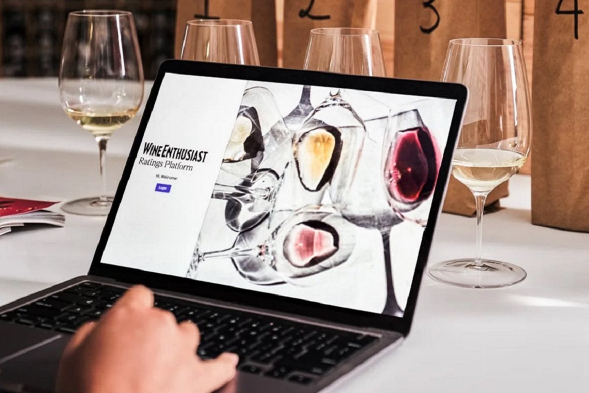 Il miglior vino del 2024 secondo Wine Enthusiast, invece, è RMS Brut Delayed Disgorgement 10-Year Sparkling 2013 prodotto da Roco Winery, prestigiosa cantina dell’Oregon acquisita nel 2022 dall’italiana Santa Margherita