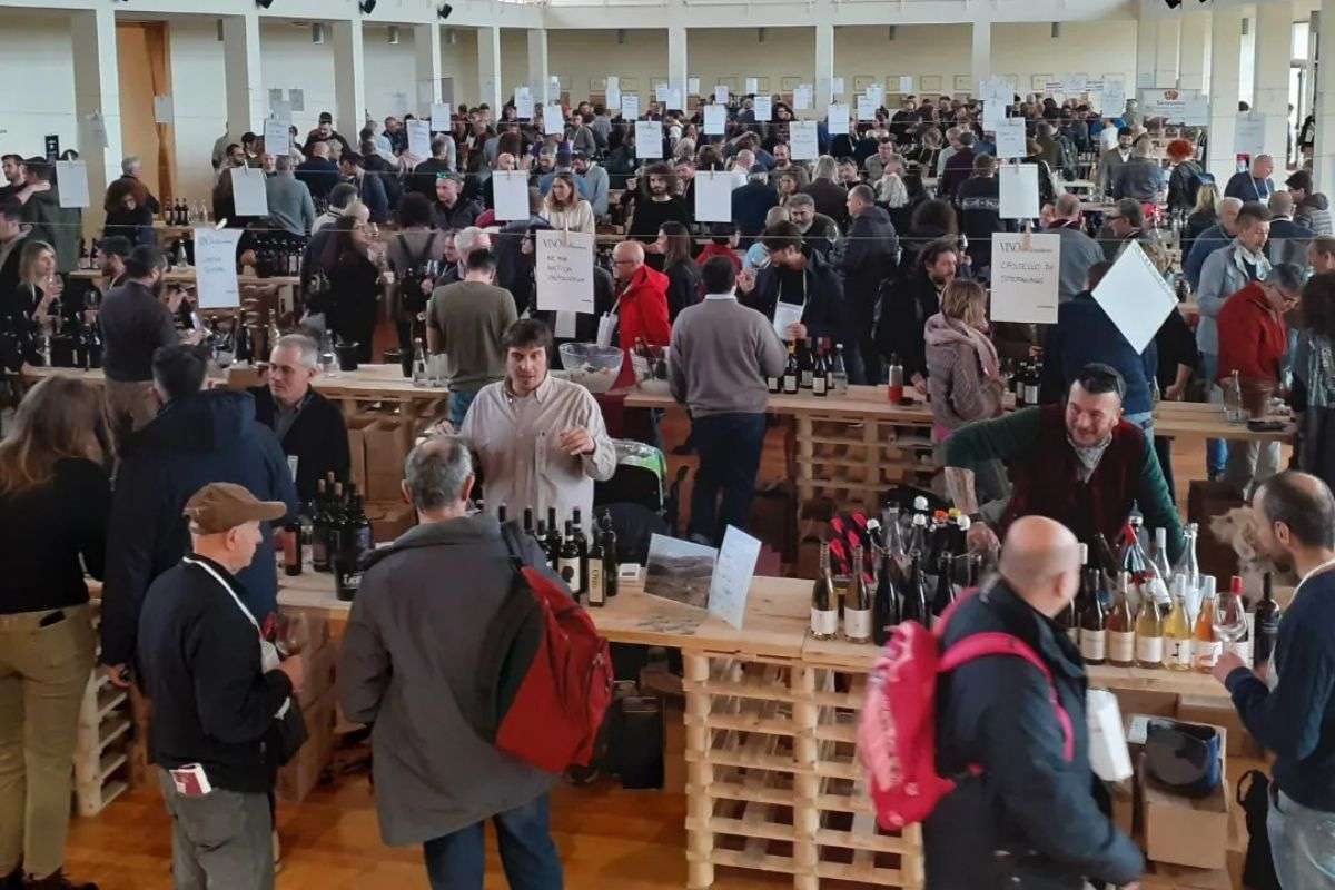 Il 12 gennaio a Calvisano (BS) appuntamento cin Vino In-dipendente, la mostra-mercato di vini artigianali dove il pubblico potrà degustare e acquistare direttamente dai produttori.