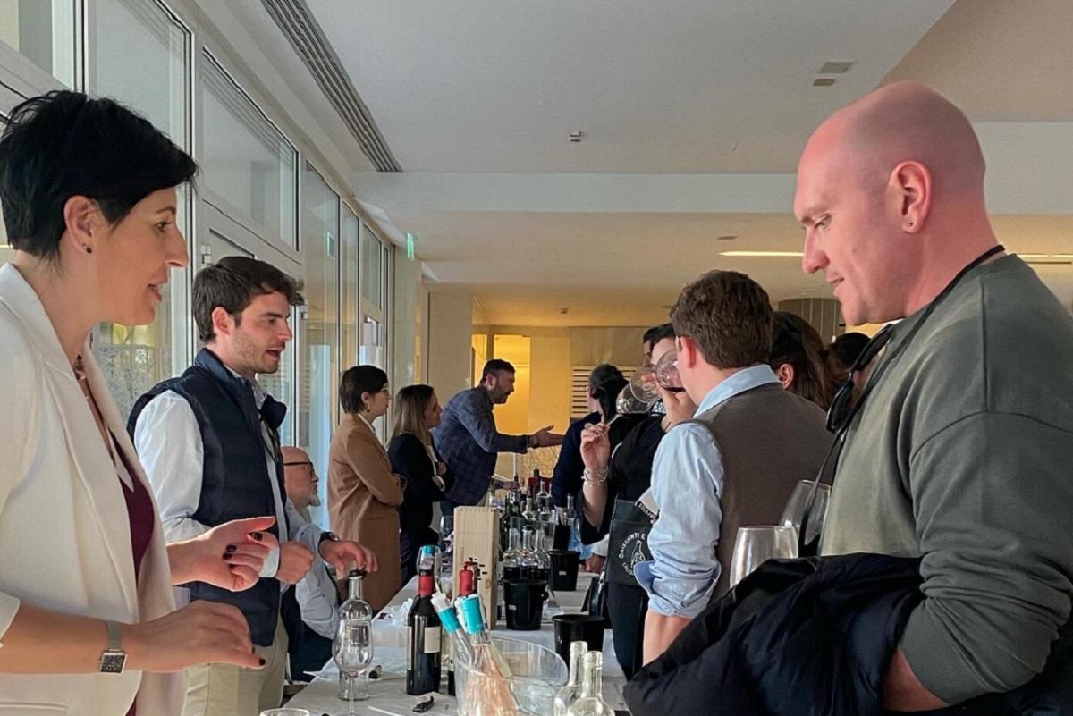Nuova edizione per Terre di Toscana, evento-degustazione che il 24 e 25 marzo all’hotel Una Esperienze Versilia Lido di Lido di Camaiore (LU) riunirà 140 vignaioli per un percorso tra le produzioni vinicole regionali d’eccellenza
